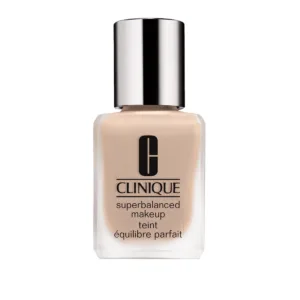 CLINIQUE Superbalanced Makeup